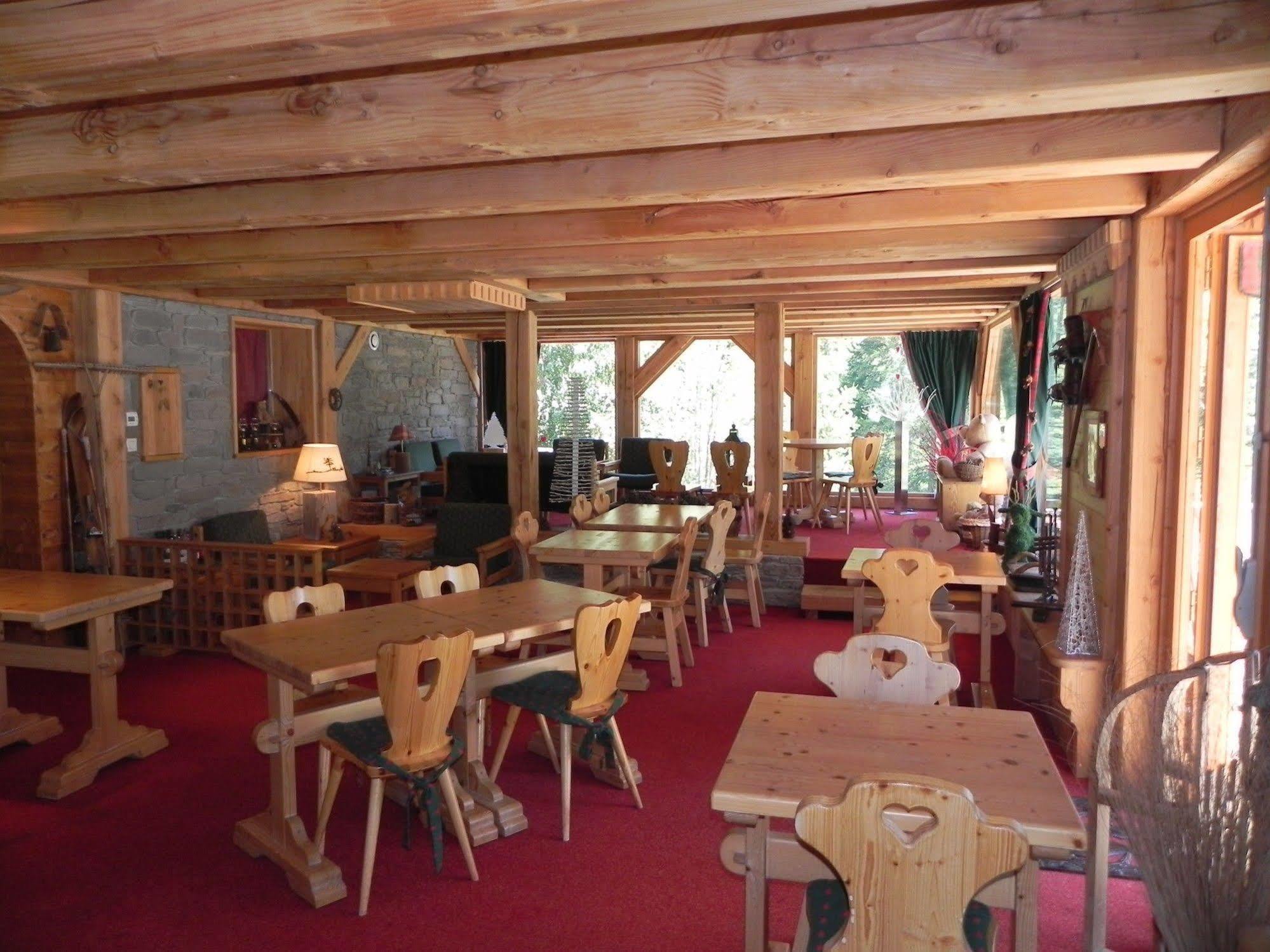 Hotel Ecureuil Vars  Exterior photo